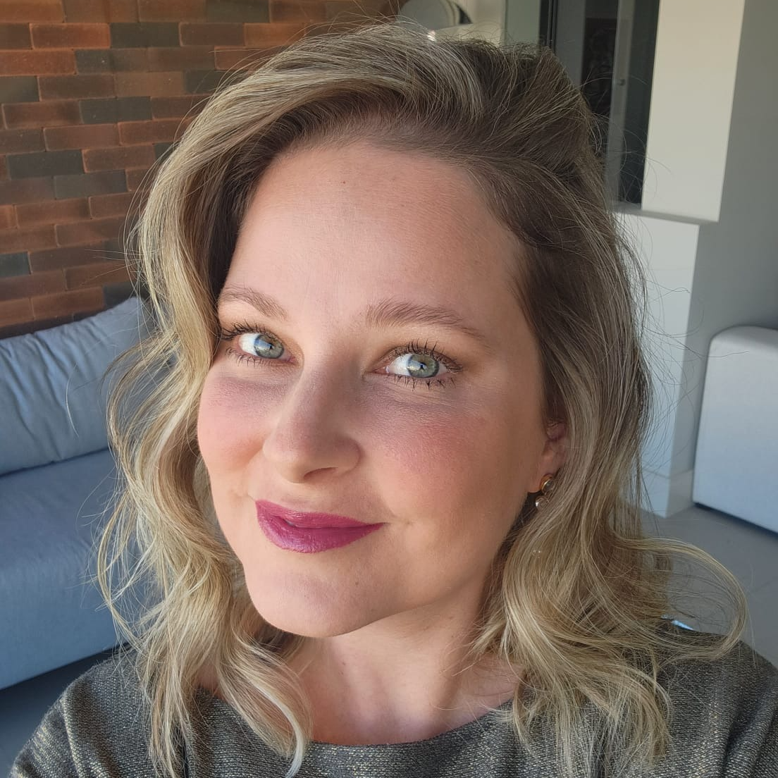 sara zinzani_headshot_2025-1 sara zinzani_headshot_2025-1